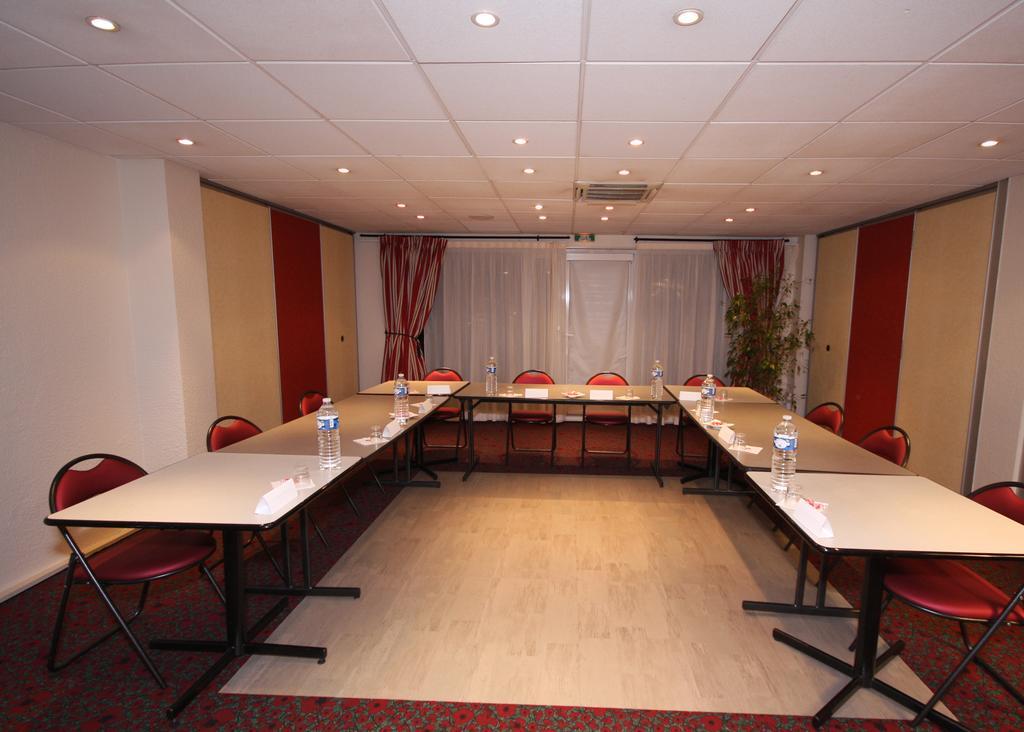 Ibis Clermont Ferrand Sud Herbet מראה חיצוני תמונה